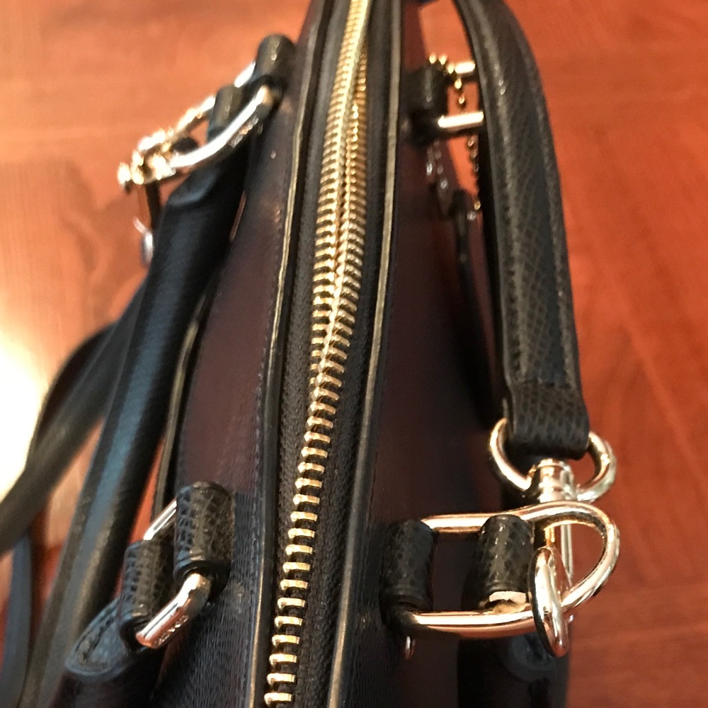Coach Handbag - Picture 4 of 8